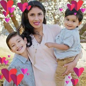 Meet your Posher, Alma